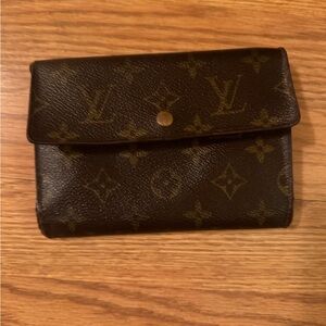Louis Vuitton monogram wallet clutch